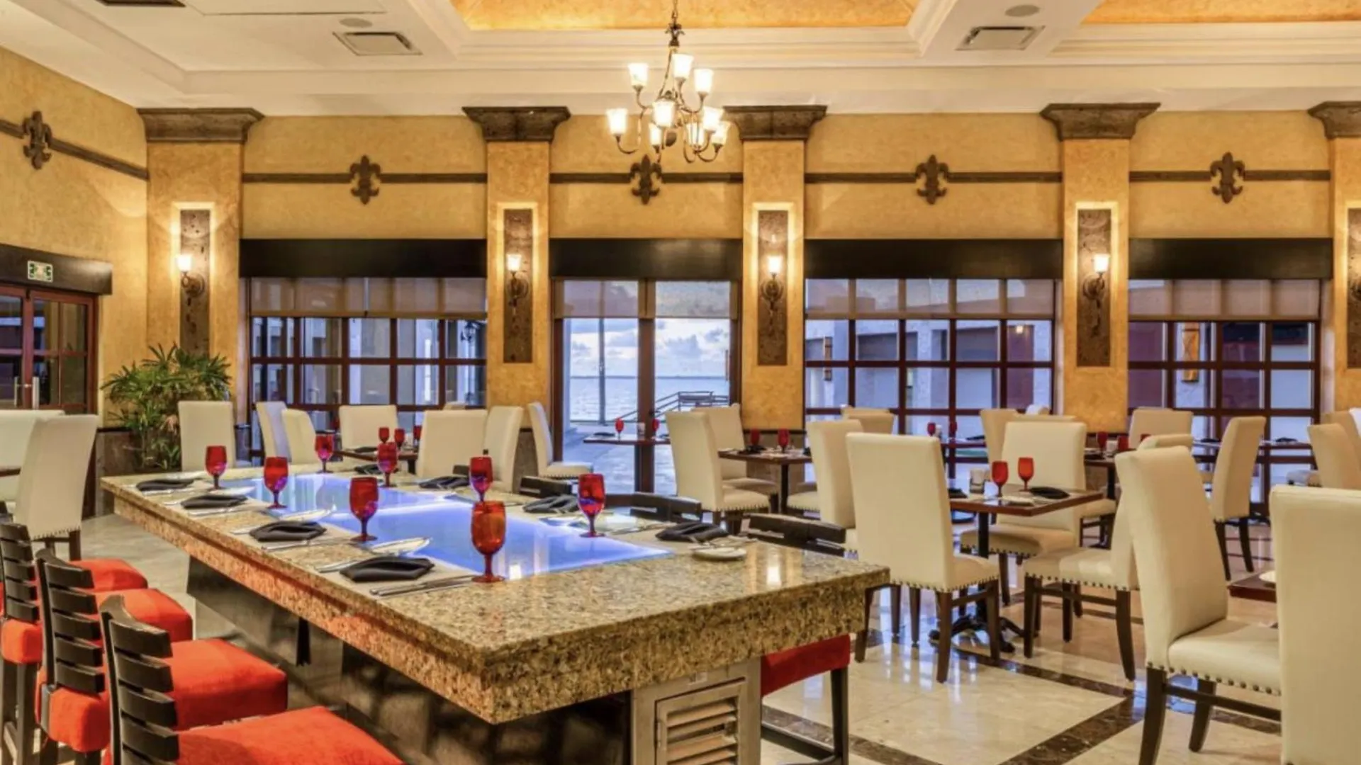 Luxurious Two Bedroom Suite Ocean View At Villa Del Palmar 칸쿤 5*,